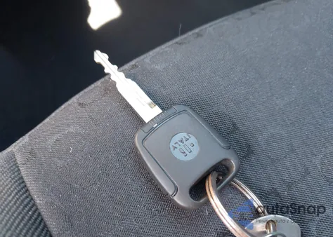 2003 Ford Focus Zx3 z USA, uszkodzony, nr VIN 3FAFP31393R132894